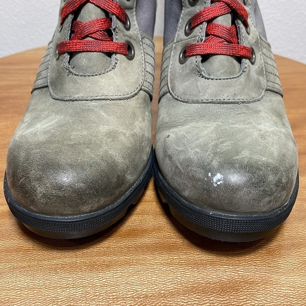 Sorel Lexie Wedge Boots Quarry Red Laces Lug Sole size 10 - Picture 9 of 14